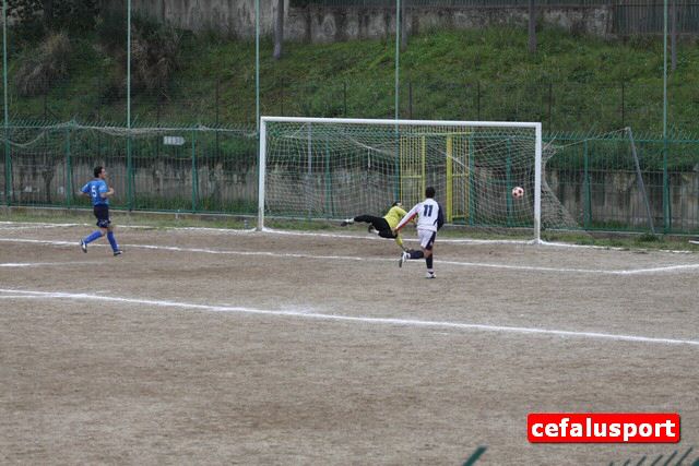 110212_sport 220_tn.jpg